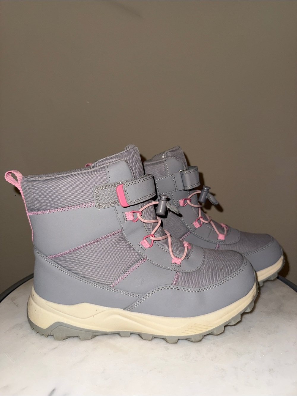Cat & Jack Gray and Pink Kids Snow Boots